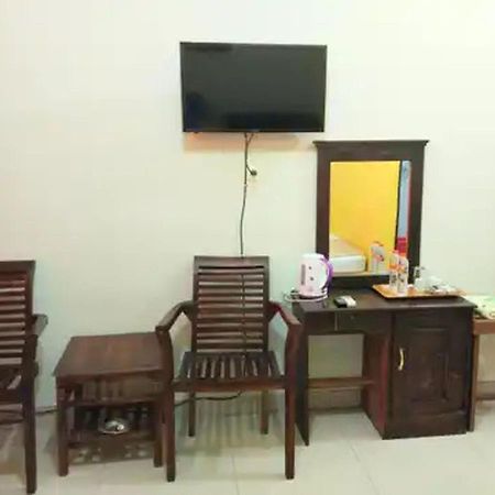 Reddoorz At Hotel Nuansa Ngawi Экстерьер фото