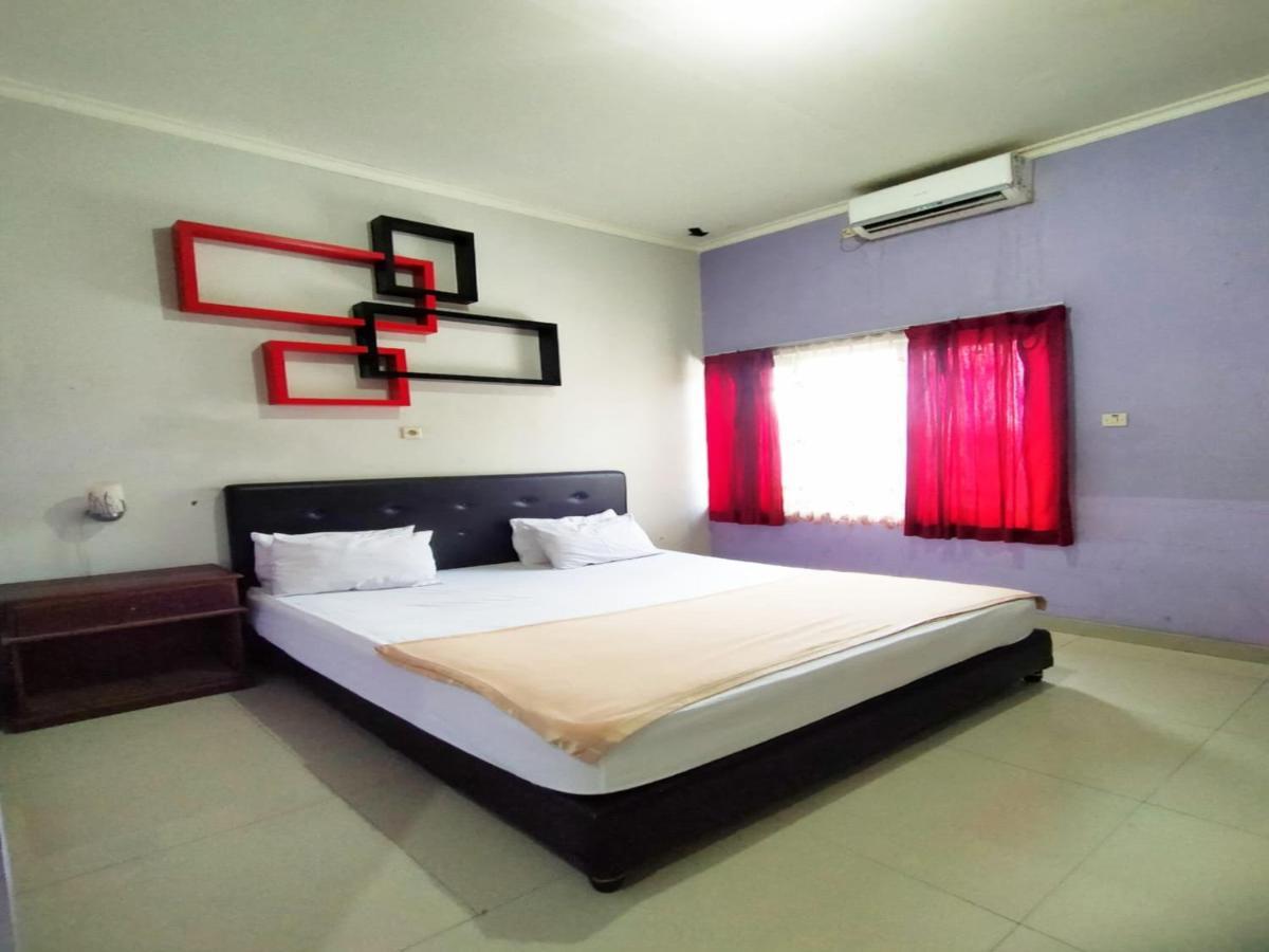 Reddoorz At Hotel Nuansa Ngawi Экстерьер фото
